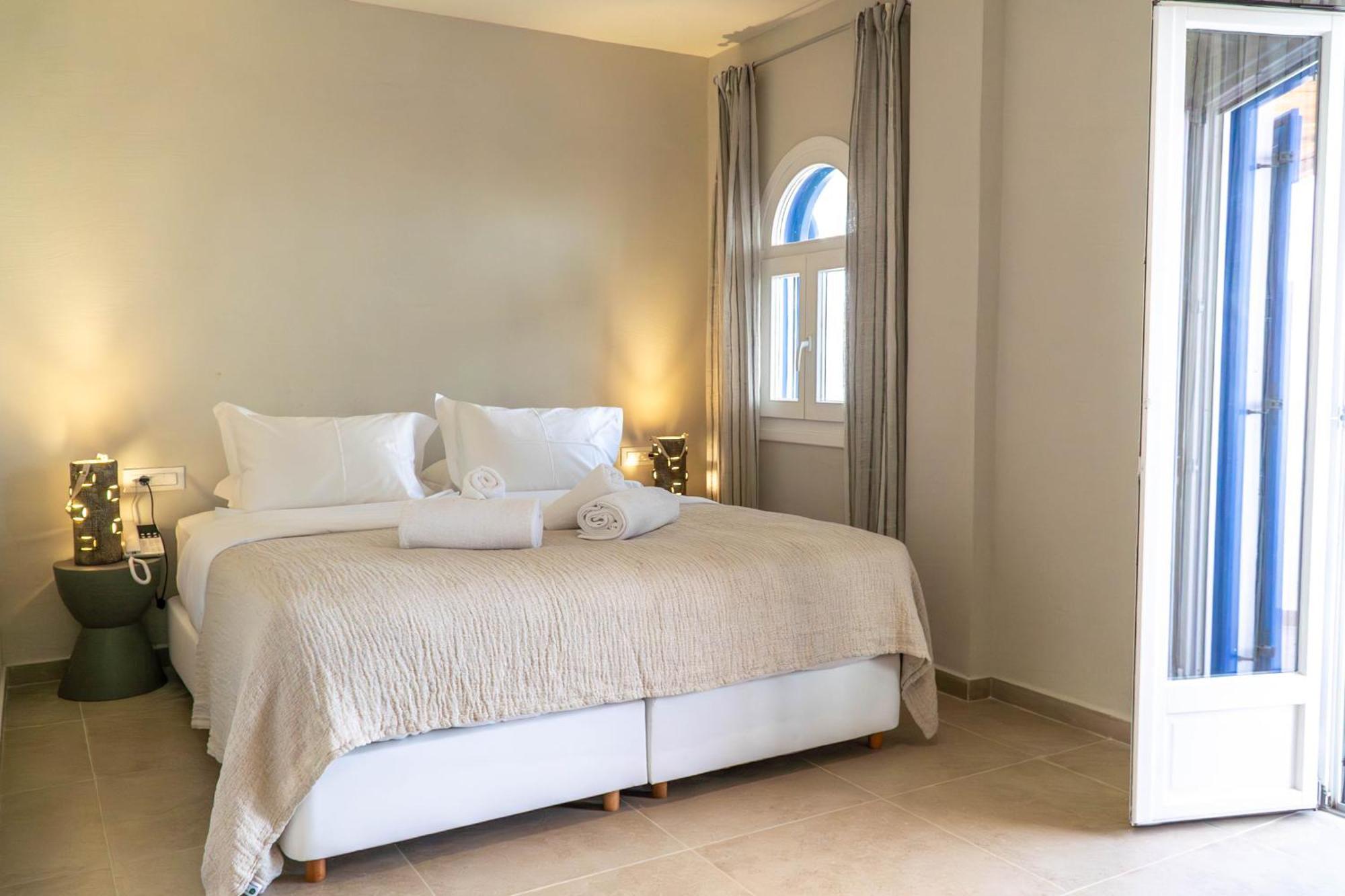 The Noverian Bios Santorini Boutique Hotel Fira  Pokoj fotografie
