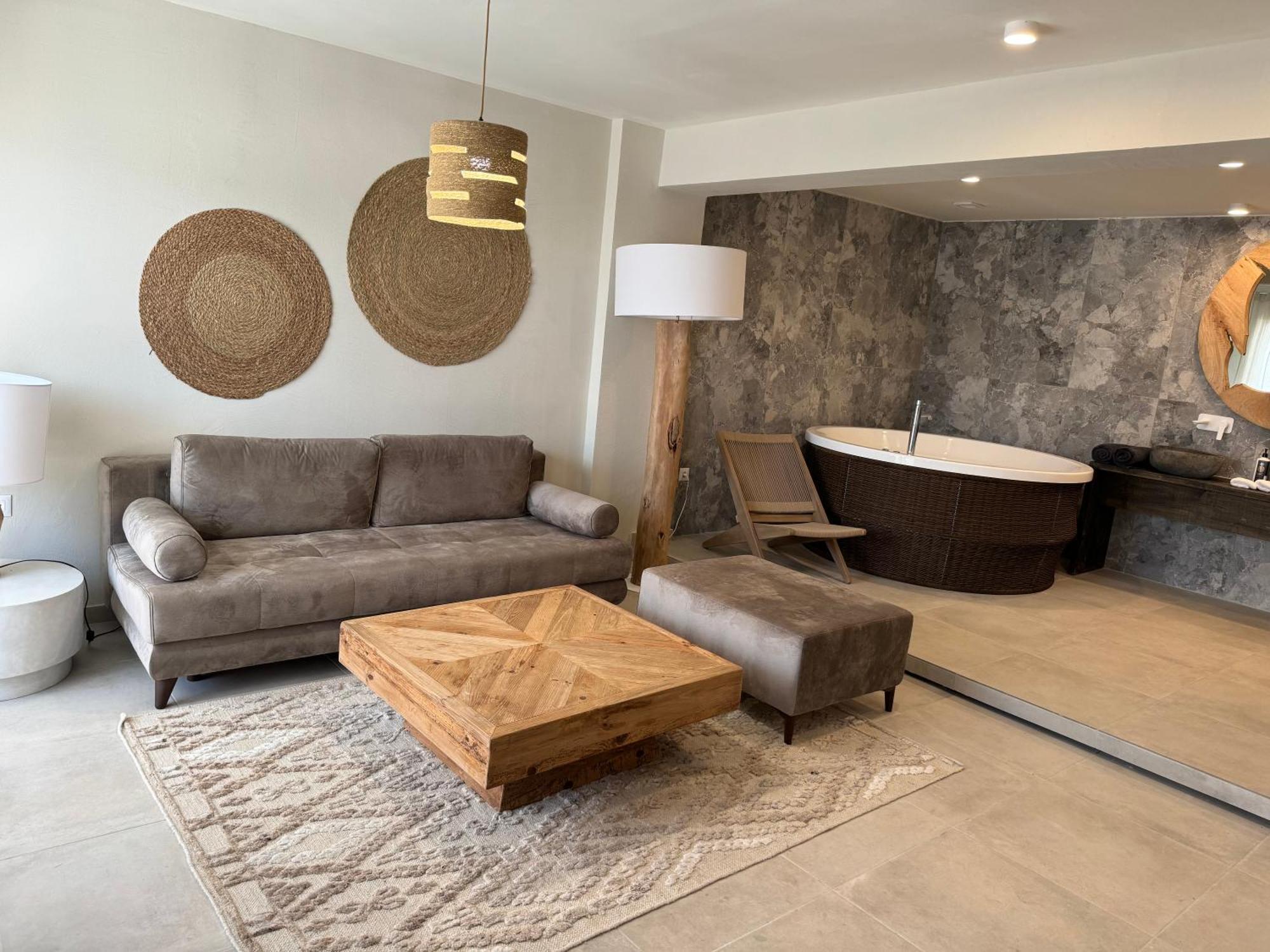 The Noverian Bios Santorini Boutique Hotel Fira  Pokoj fotografie