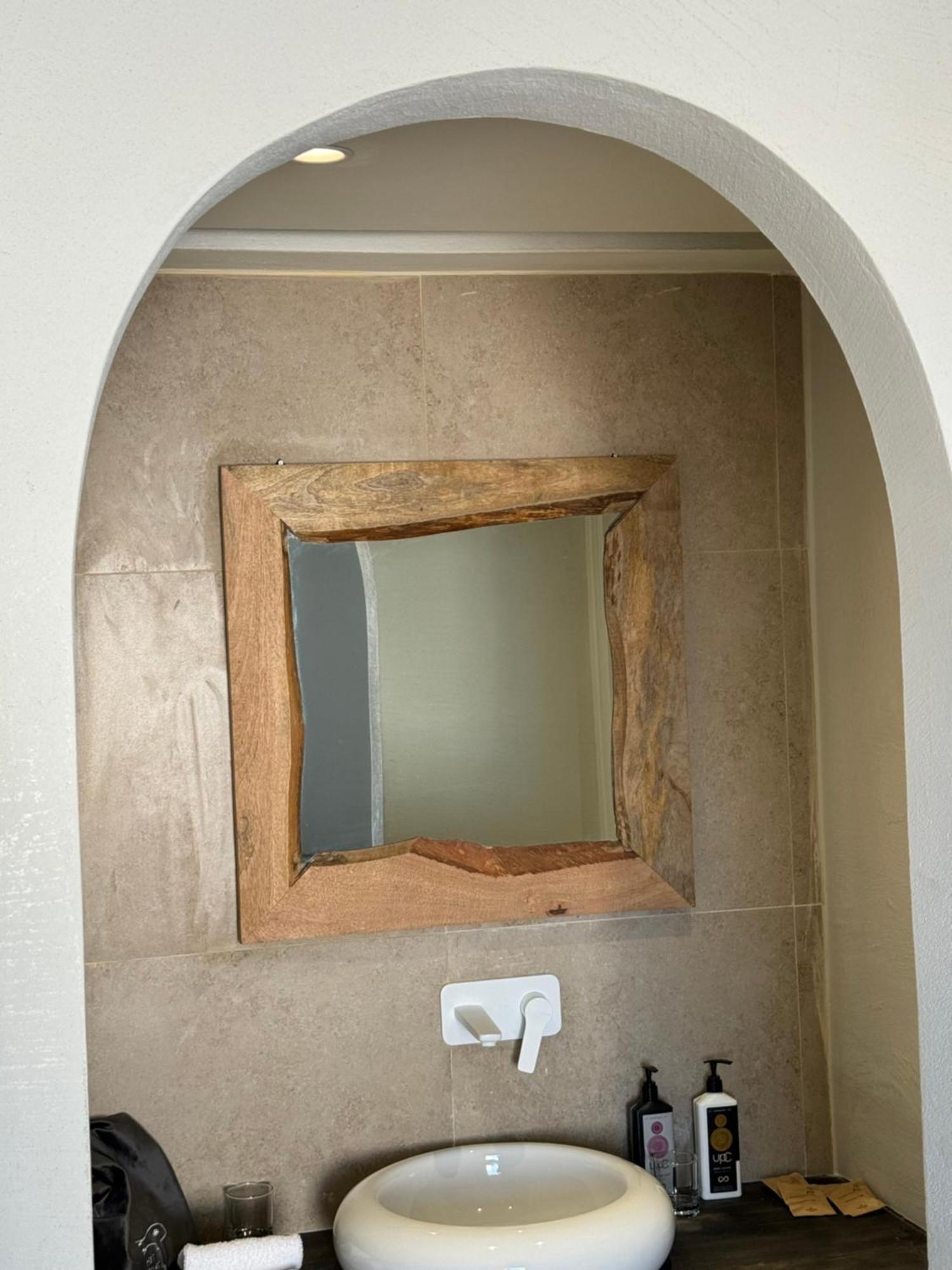 The Noverian Bios Santorini Boutique Hotel Fira  Pokoj fotografie