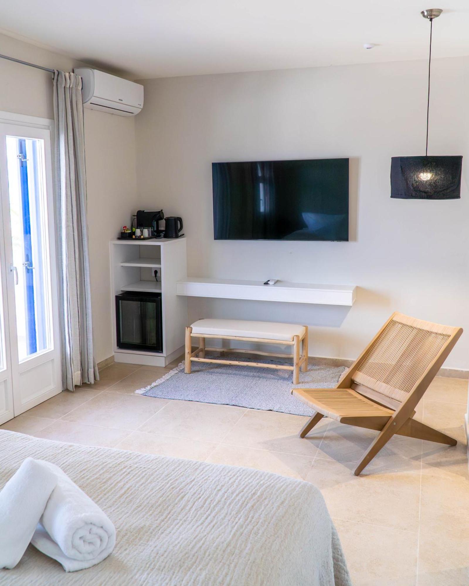 The Noverian Bios Santorini Boutique Hotel Fira  Pokoj fotografie