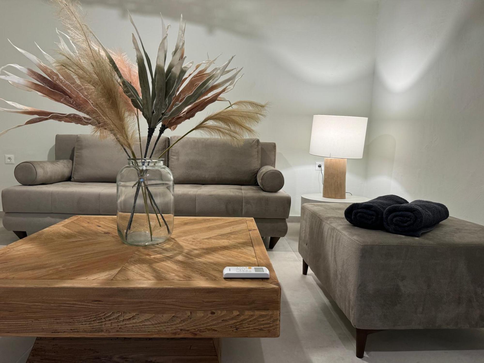 The Noverian Bios Santorini Boutique Hotel Fira  Pokoj fotografie